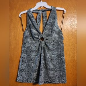 🟢 Ricki's silver and black halter top - size L